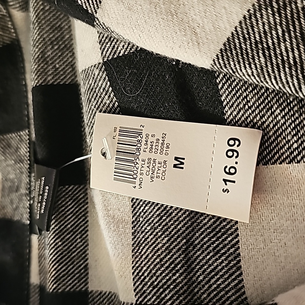Rue21 Plaid Flannel Long Sleeve Size M - Picture 3 of 7